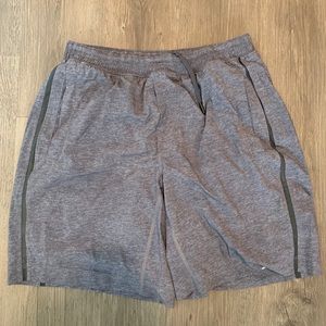 Men’s grey lululemon shorts